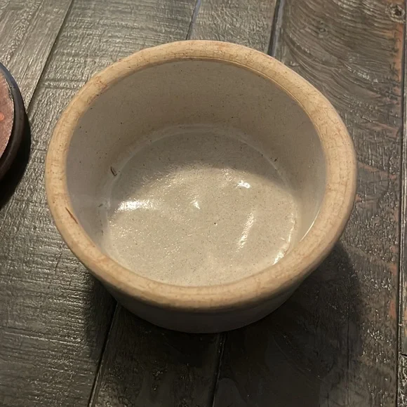 🍓Vintage Handcrafted Strawberry Wooden Lid Pottery Canister - Picture 5 of 9